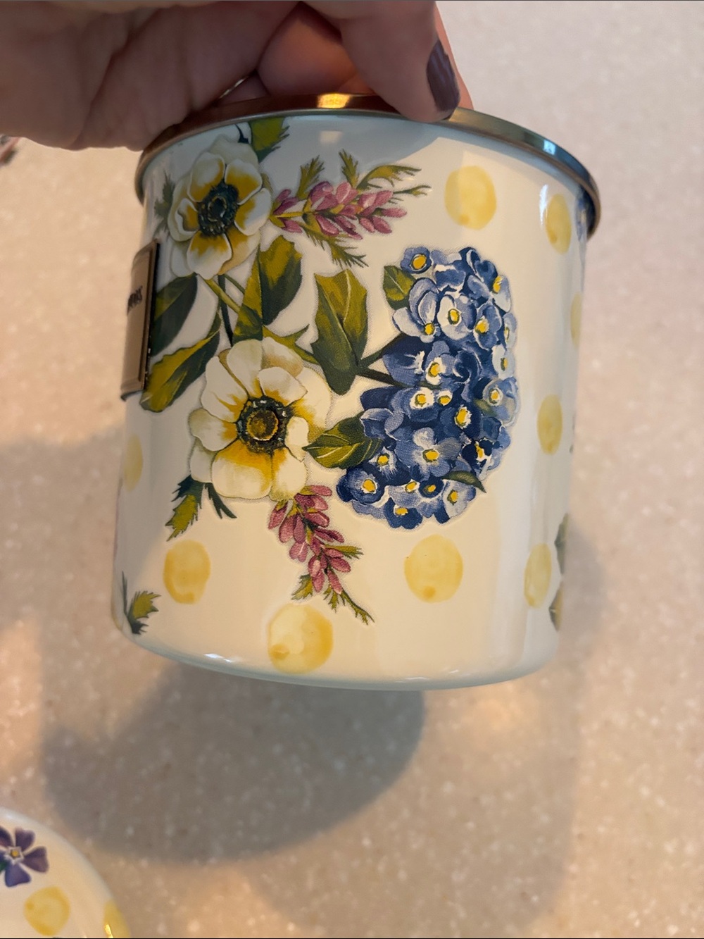 MacKenzie-Childs Floral canister with Glass Knob - White & Yellow - Picture 5 of 8